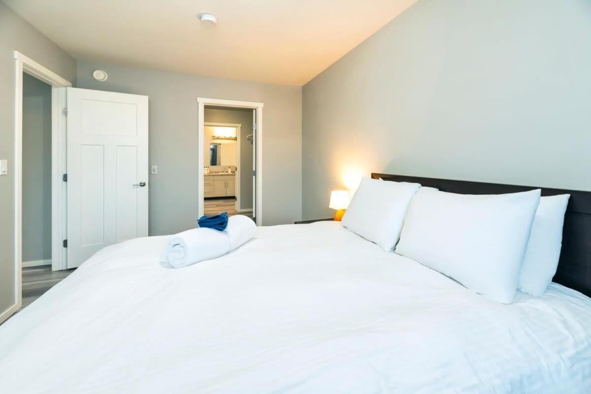 Nn - The Wanderoo - Riverdale 3-Bed 2 5-Bath Whitehorse Extérieur photo