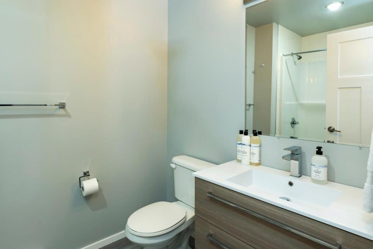 Nn - The Wanderoo - Riverdale 3-Bed 2 5-Bath Whitehorse Extérieur photo