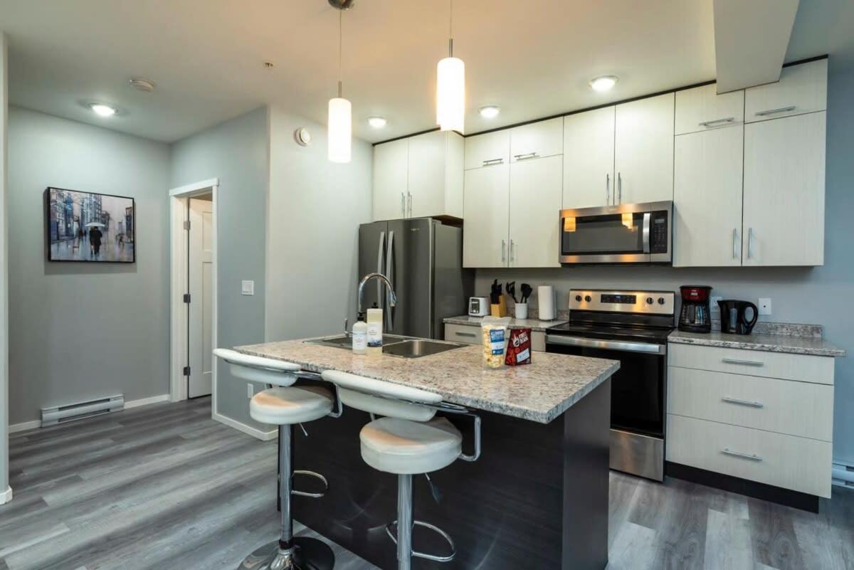 Nn - The Wanderoo - Riverdale 3-Bed 2 5-Bath Whitehorse Extérieur photo
